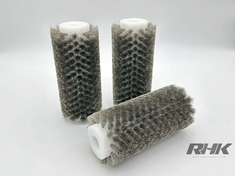 แปรงลูกกลิ้งสั้น ขนสีเทาเงิน แกนพลาสติกสีขาว 3 ชิ้น Roller Brush RHK
