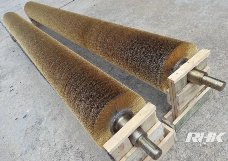 แปรงคอยล์พร้อมเพลาขนทองเหลือง Coil Brush with Shaft