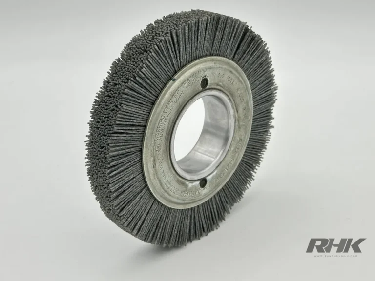 แปรงล้อขนไนลอนผสมสารขัด Abrasive brush deburring