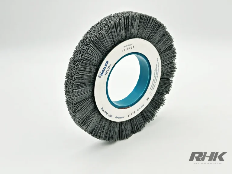 แปรงล้อขนไนลอนผสมสารขัด Abrasive brush deburring