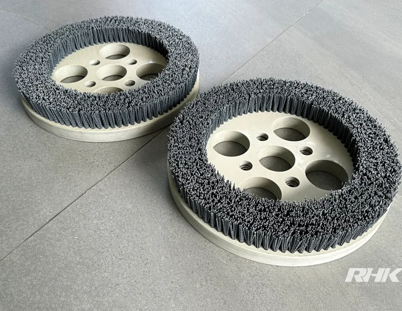 Abrasive-nylon-brush-deburring-RHK-01