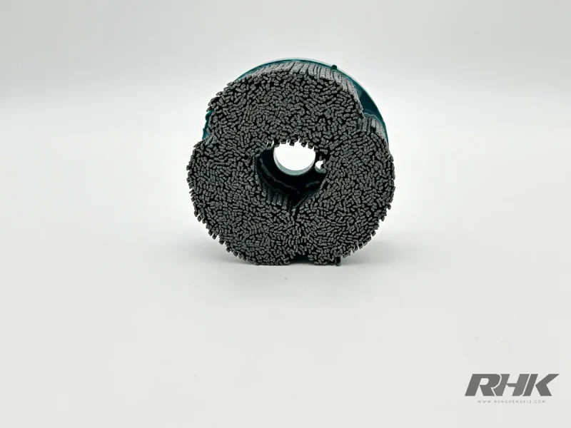 Abrasive-nylon-brush-deburring-RHK-012