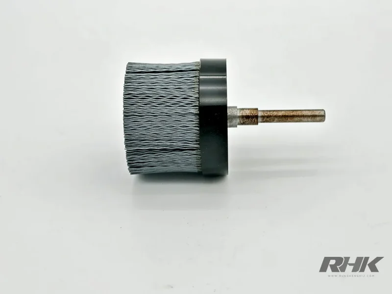 Abrasive-nylon-brush-deburring-RHK-015