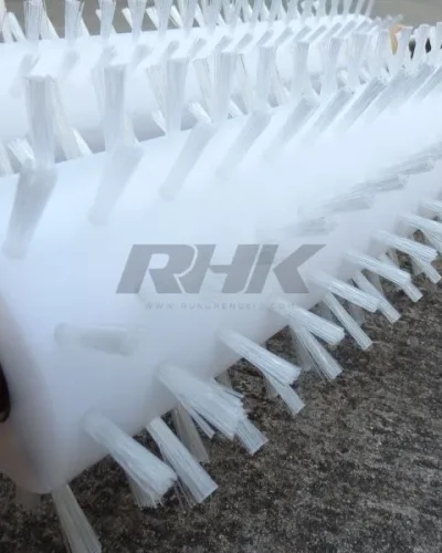 แปรงพิเศษพร้อมเพลาเหล็ก Special brush with steel shaft